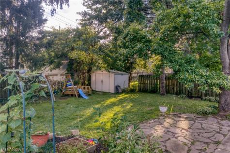 1508 Thornapple Avenue Akron OH 44301