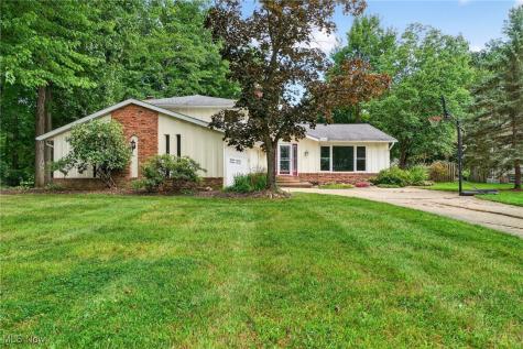 37436 Hunters Ridge Road Solon OH 44139