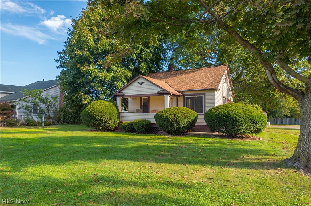 6077 Lake Avenue Elyria OH 44035