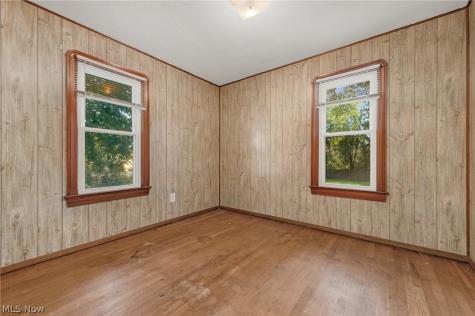 6077 Lake Avenue Elyria OH 44035