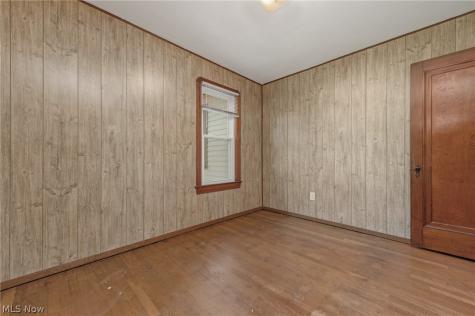 6077 Lake Avenue Elyria OH 44035