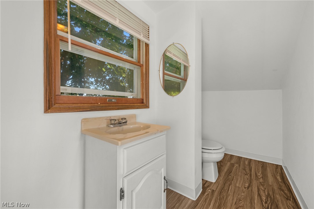 6077 Lake Avenue Elyria OH 44035