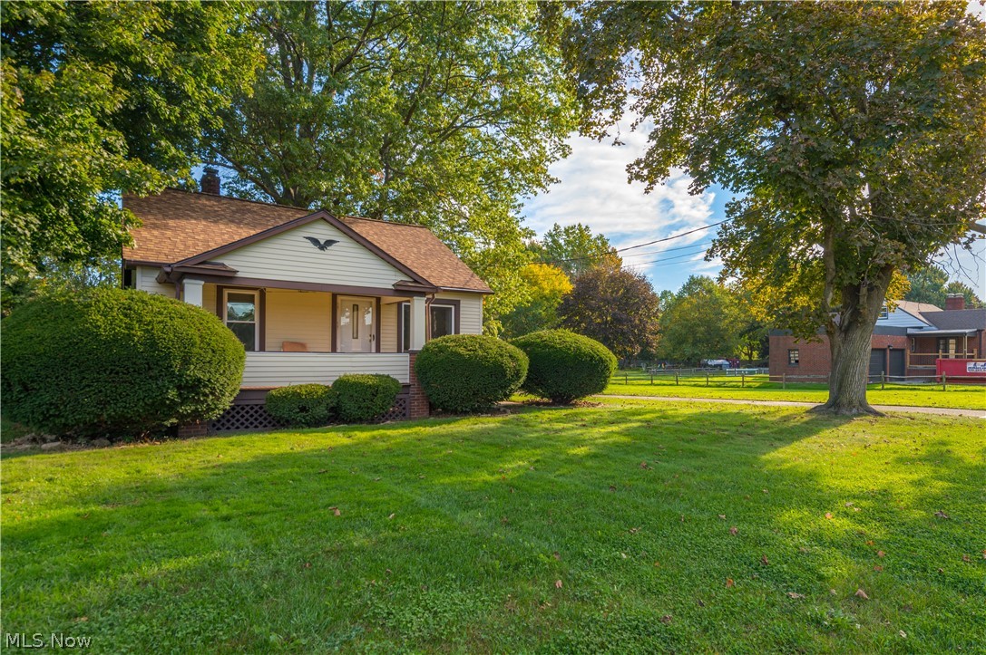 6077 Lake Avenue Elyria OH 44035