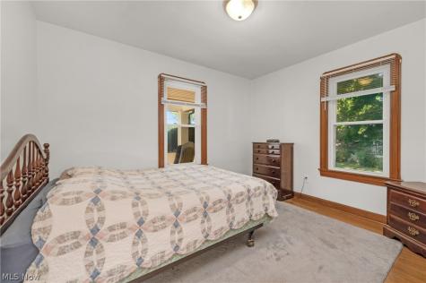 6077 Lake Avenue Elyria OH 44035