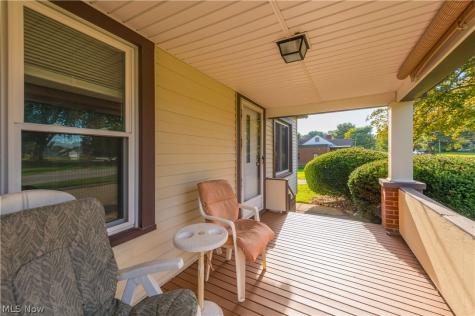 6077 Lake Avenue Elyria OH 44035