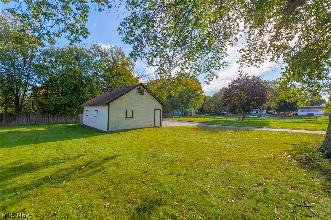 6077 Lake Avenue Elyria OH 44035