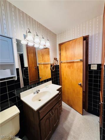 1551 Wilsonway Drive Barberton OH 44203