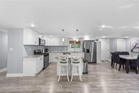 6115 Wallace Boulevard North Ridgeville OH 44039