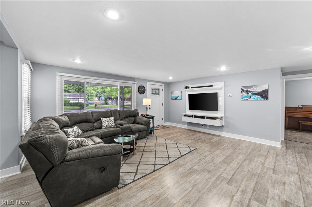 6115 Wallace Boulevard North Ridgeville OH 44039