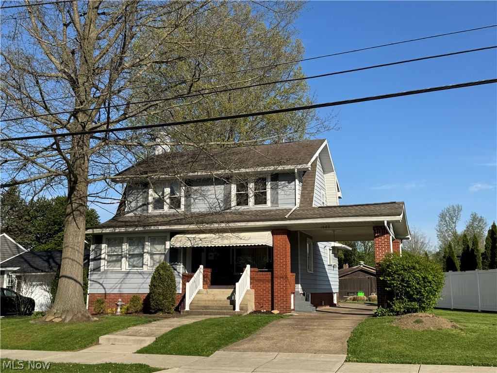 1003 Eastport Avenue Uhrichsville OH 44683