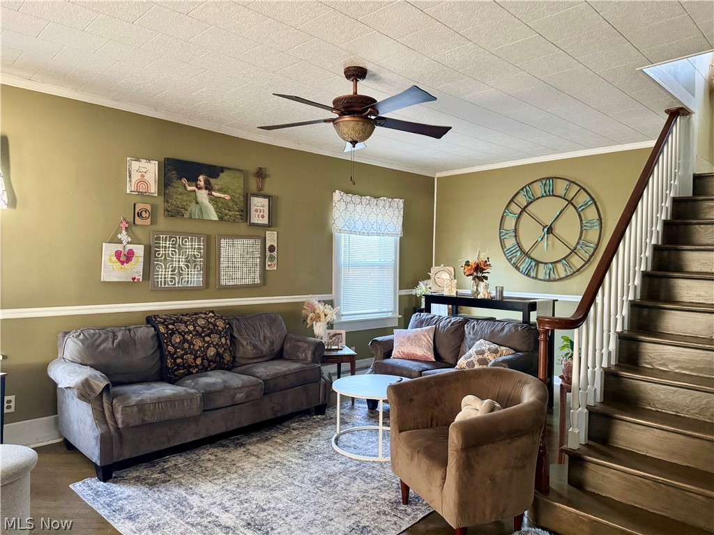 1003 Eastport Avenue Uhrichsville OH 44683