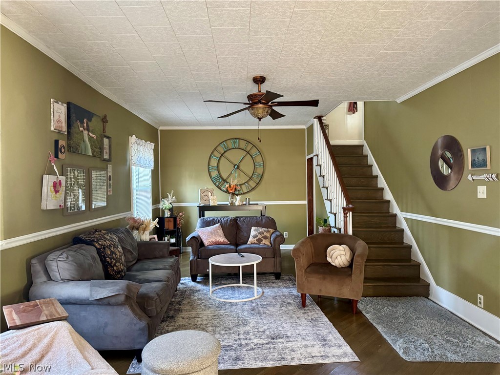 1003 Eastport Avenue Uhrichsville OH 44683