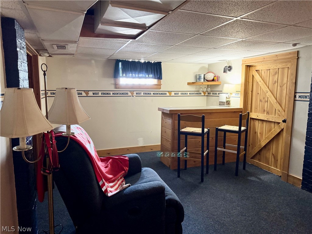 1003 Eastport Avenue Uhrichsville OH 44683