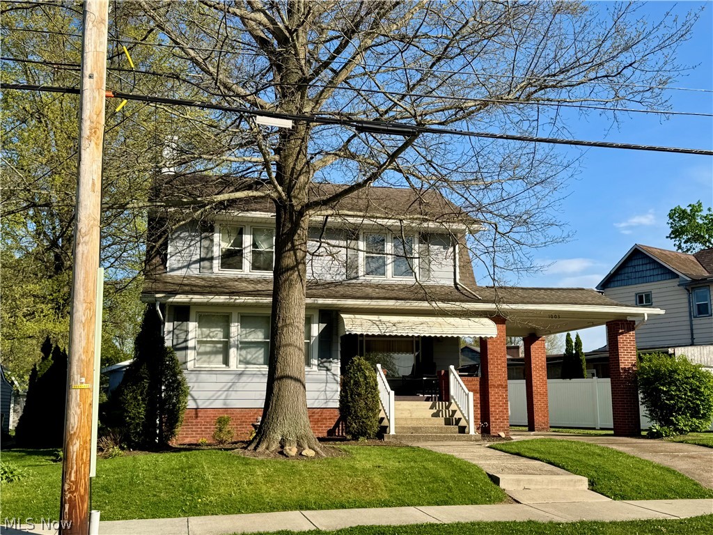 1003 Eastport Avenue Uhrichsville OH 44683