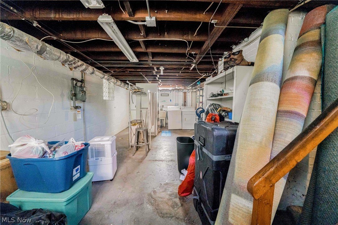 1290 Jackson Avenue Lakewood OH 44107