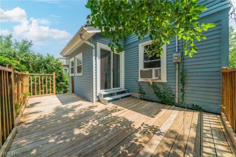 1290 Jackson Avenue Lakewood OH 44107