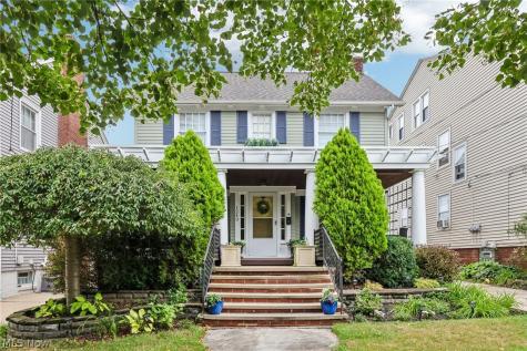 1243 Edwards Avenue Lakewood OH 44107