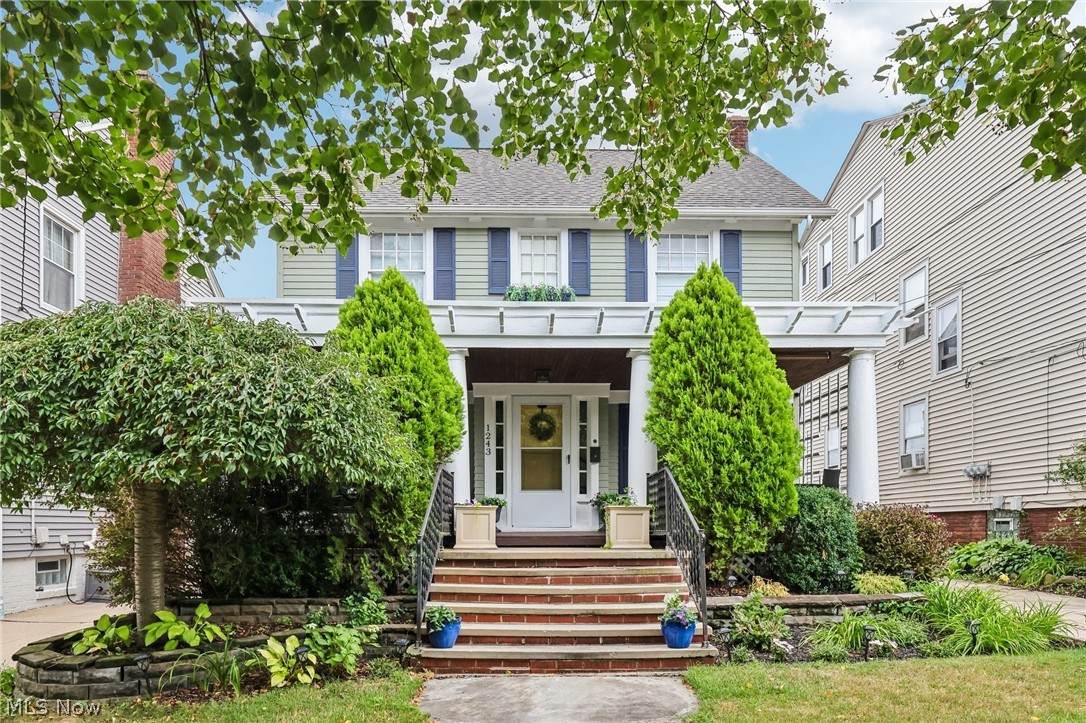 1243 Edwards Avenue Lakewood OH 44107
