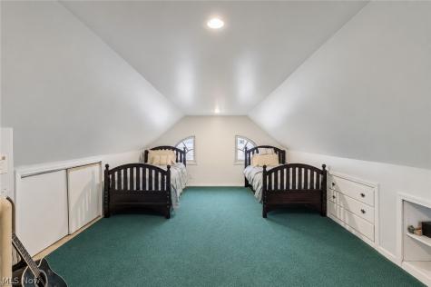 1243 Edwards Avenue Lakewood OH 44107
