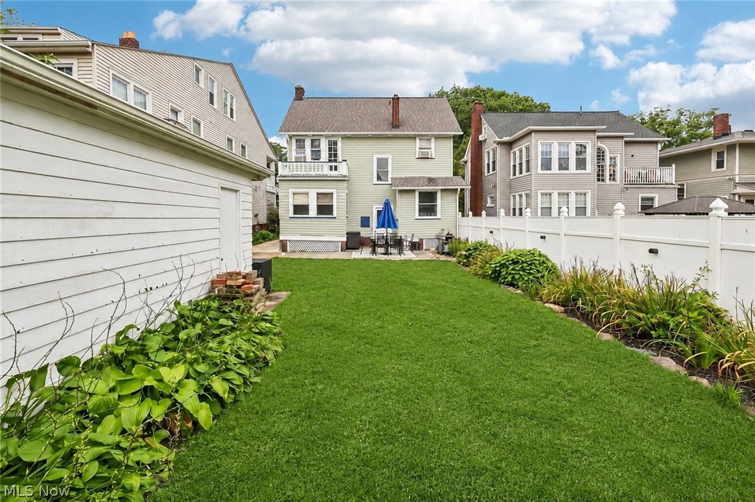 1243 Edwards Avenue Lakewood OH 44107