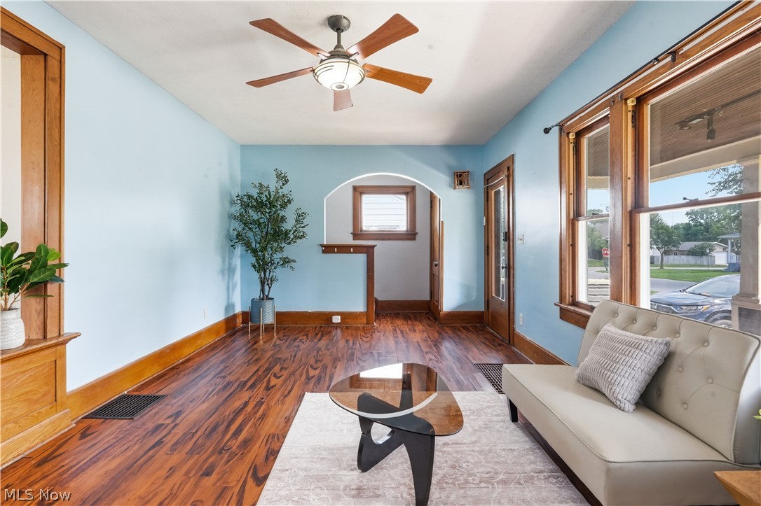 810 Dale Avenue Willard OH 44890