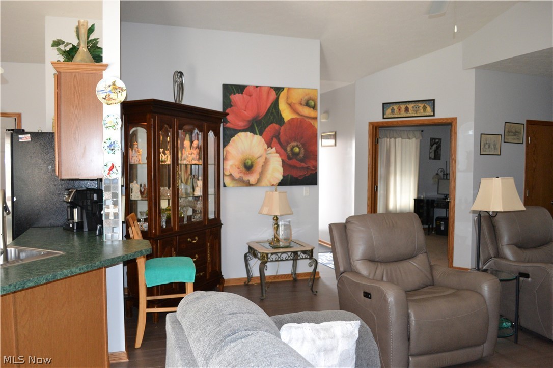 611 County Road 801 Ashland OH 44805