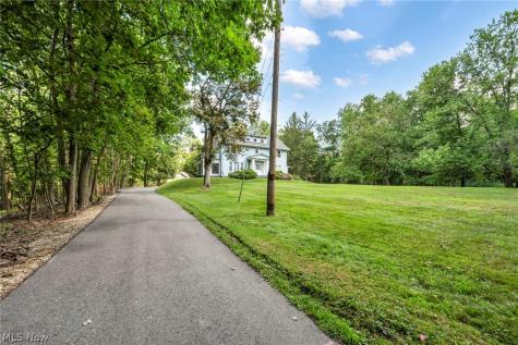 178 Gilbert Drive Bedford OH 44146