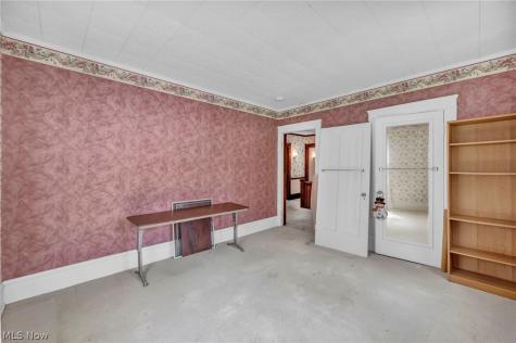 178 Gilbert Drive Bedford OH 44146