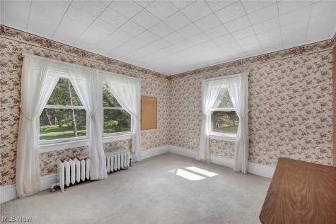 178 Gilbert Drive Bedford OH 44146