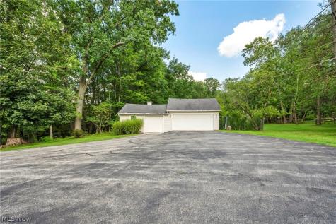 178 Gilbert Drive Bedford OH 44146