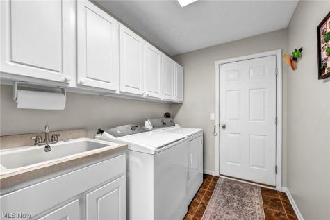 5304 Lake Forest Reserve Lane Brunswick OH 44212
