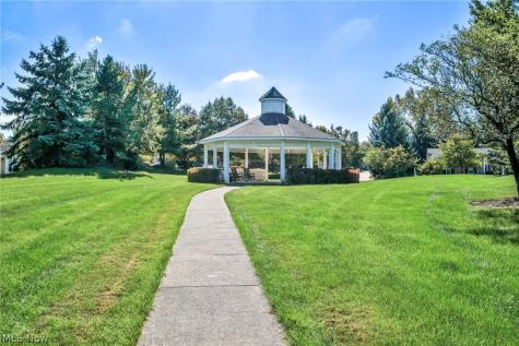 5304 Lake Forest Reserve Lane Brunswick OH 44212