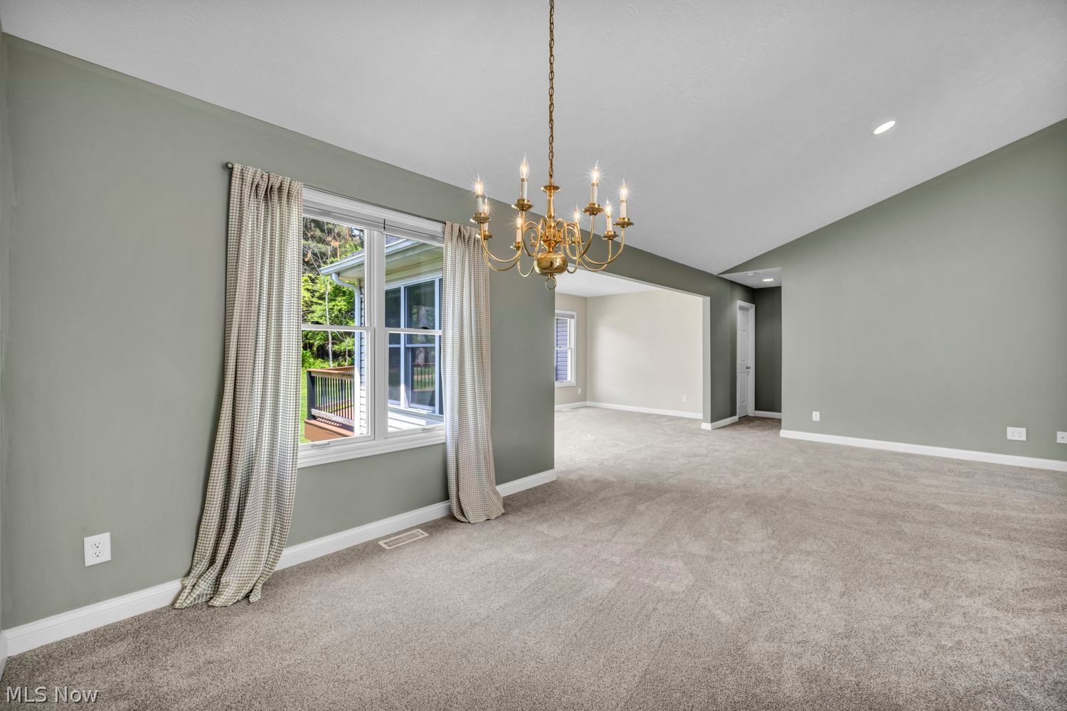 11245 Cinnamon Boulevard North Royalton OH 44133