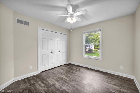 11245 Cinnamon Boulevard North Royalton OH 44133