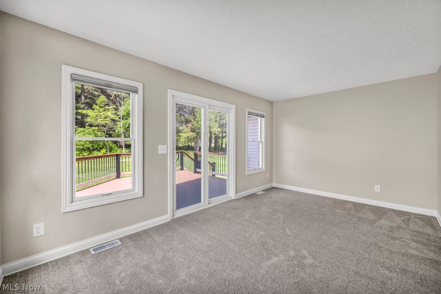 11245 Cinnamon Boulevard North Royalton OH 44133