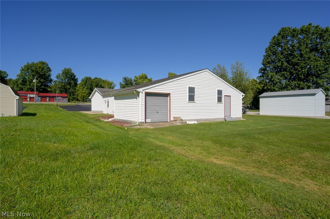3766 Youngstown Kingsville Road Cortland OH 44410