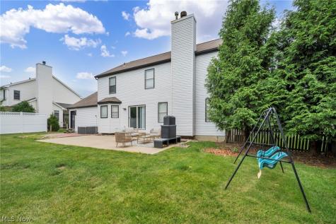 1194 Dover Drive Medina OH 44256