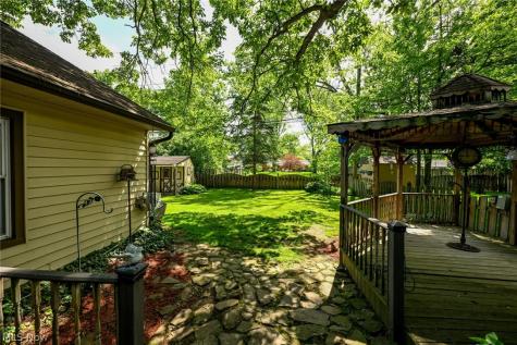 145 Edgewood Drive Berea OH 44017