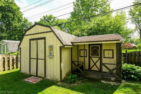 145 Edgewood Drive Berea OH 44017