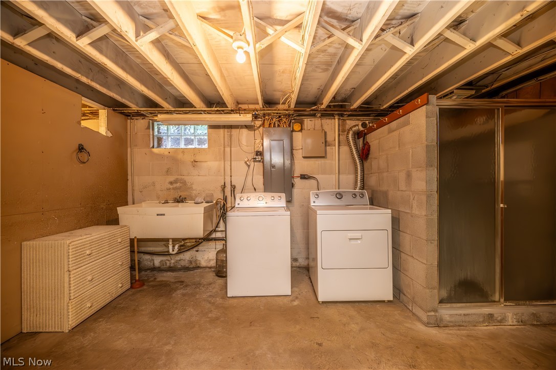 493 Empire Street Leetonia OH 44431