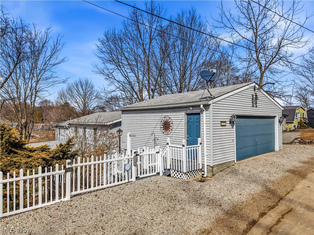 32242 Woodale Drive Hanoverton OH 44423