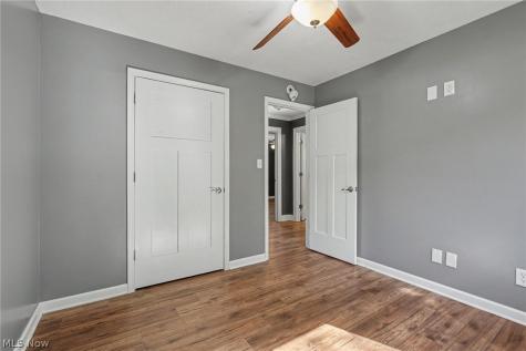 25142 Deerfield Drive North Olmsted OH 44070