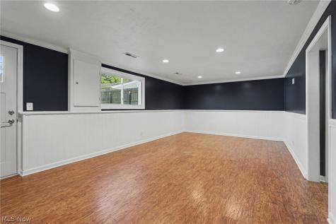25142 Deerfield Drive North Olmsted OH 44070