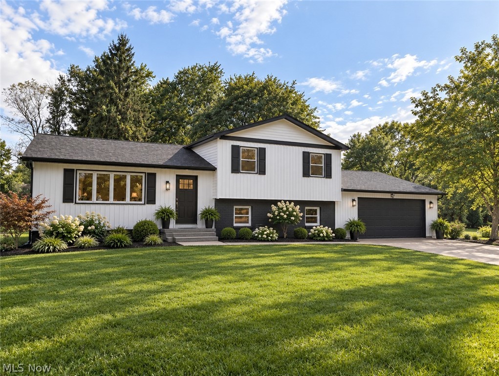3246 E Waterloo Road Akron OH 44312