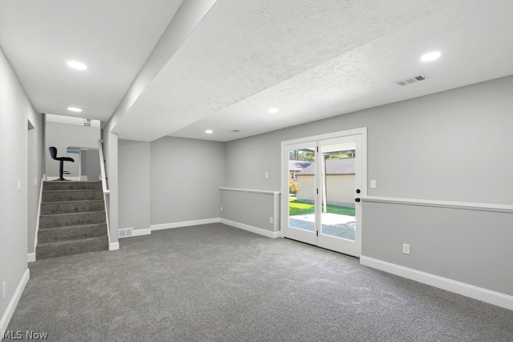 3246 E Waterloo Road Akron OH 44312