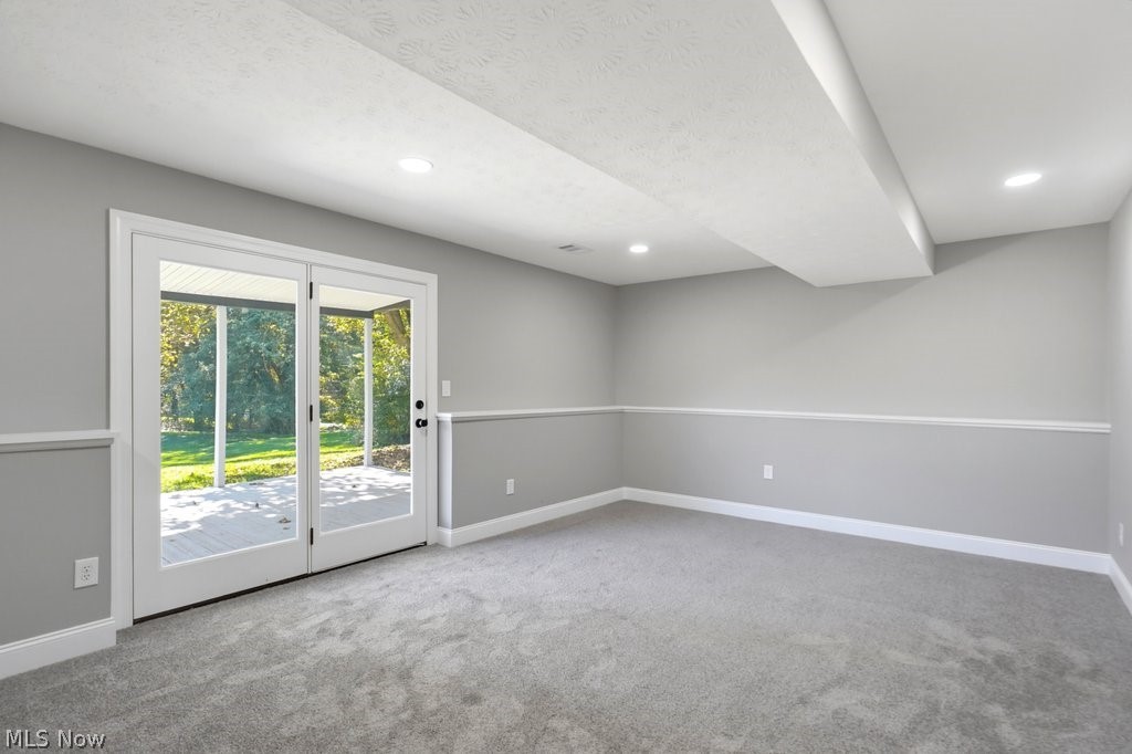 3246 E Waterloo Road Akron OH 44312