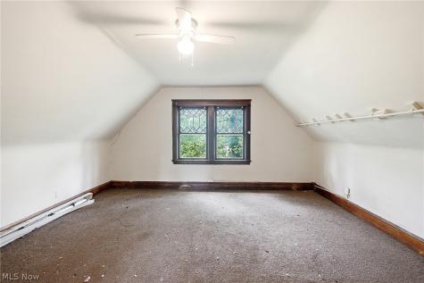 10820 Grantwood Avenue Cleveland OH 44108