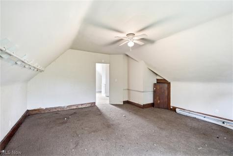 10820 Grantwood Avenue Cleveland OH 44108