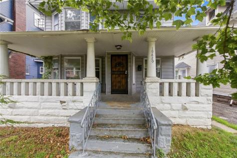 10820 Grantwood Avenue Cleveland OH 44108