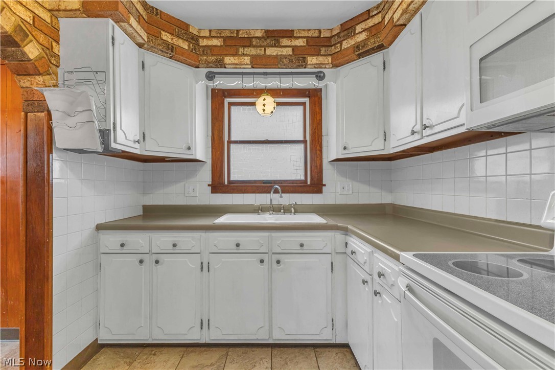 2220 W 13th Street Lorain OH 44052